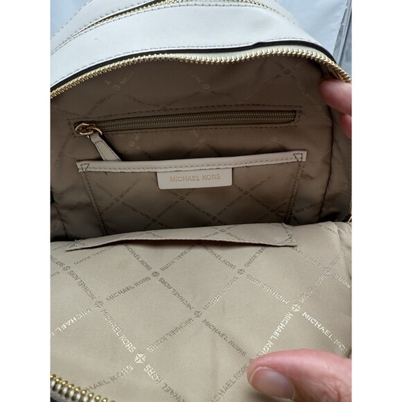 Michael Kors Jaycee Medium Pebbled Leather Backpack Light Cream Flaws - Picture 13 of 16